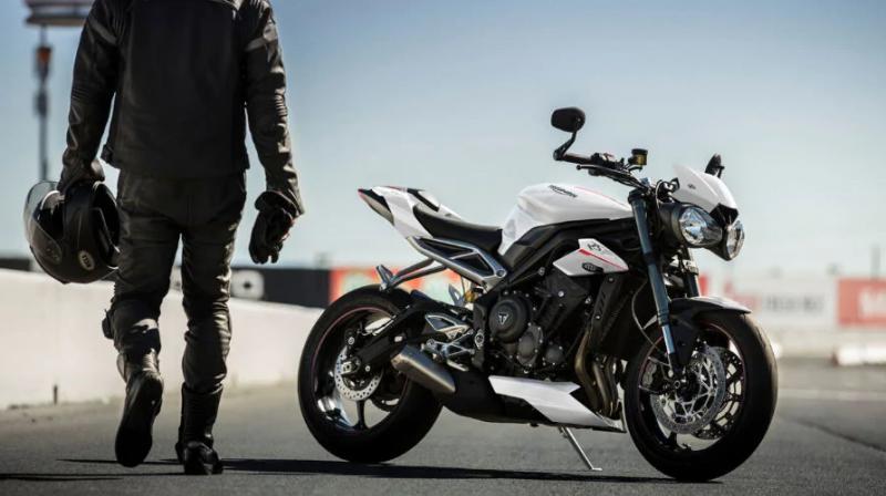 The mid-weight naked motorcycle now gets Crystal White and Matt Jet Black colour schemes apart from the already existing Matt Silver Ice option.
