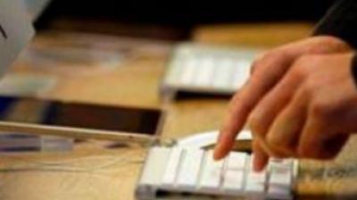 Many young and vulnerable teenagers have admitted to sharing personal photos and information on social networking sites like Instagram, Facebook and Snapchat. (Representational image)