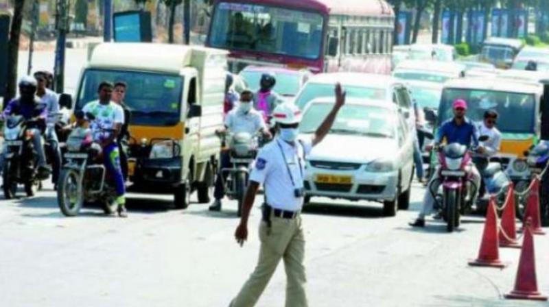 Bengaluru: South End Road faces traffic jams