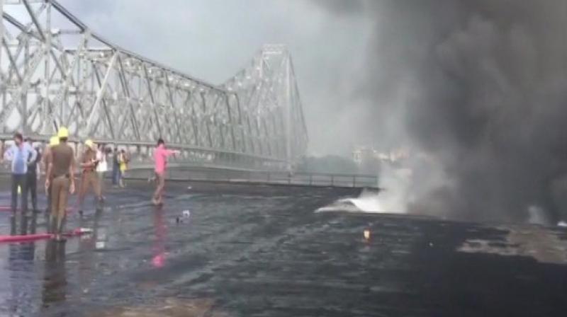 Chemical godown gutted in fire in Kolkata
