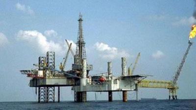 The market seems unwilling to push oil towards $50 a barrel ahead of the Thanksgiving holiday tomorrow.