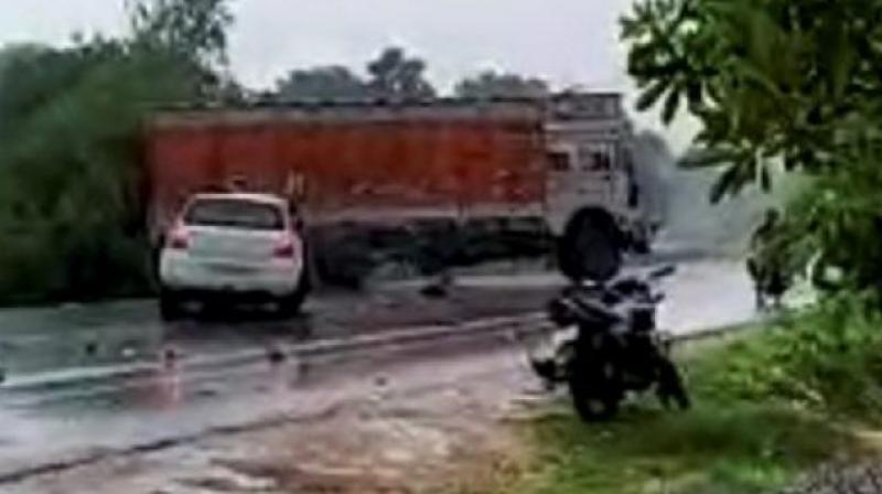Unnao truck owner says he blackened plates as he was behind on EMIs