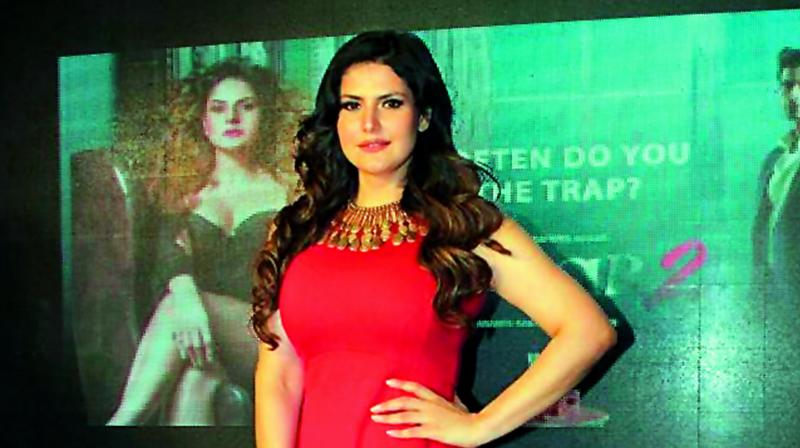 Zareen Khan gets trolled for pic showing stretch marks