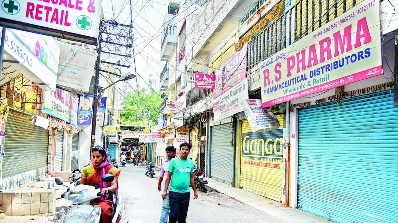 Medical shops, including wholesalers, at Inder Bagh in Koti remained close on Tuesday following a strike call given by the All India Chemists and Druggists Association. The pharmacies in other parts of the city were open. (Photo: DC)