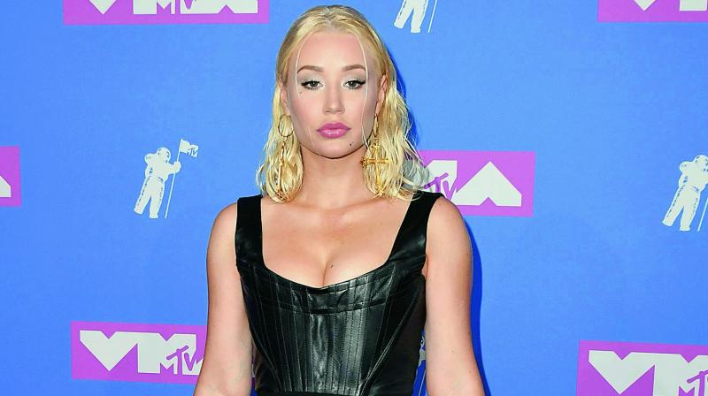 Iggy Azalea hurt after her pictures get leaked