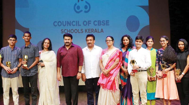 Kochi: Learn to accept failures too, Mohanlal tells students