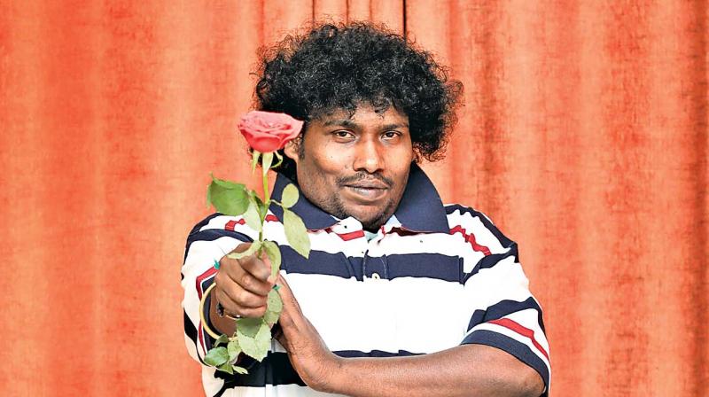 Yogi Babu plays a funny rowdy