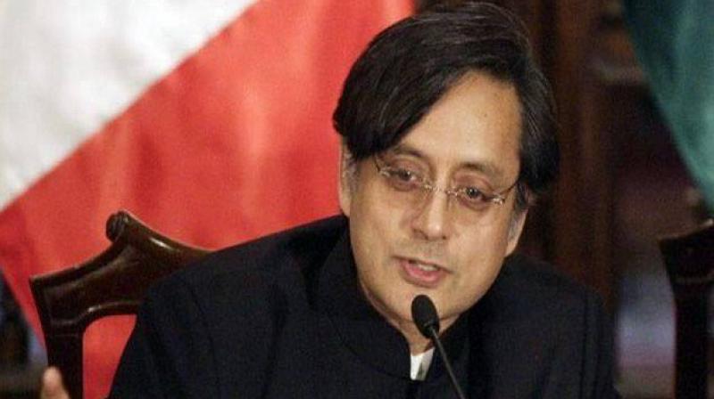 Tharoor slapped with arrest warrant over \Hindu-Pakistan\ remark