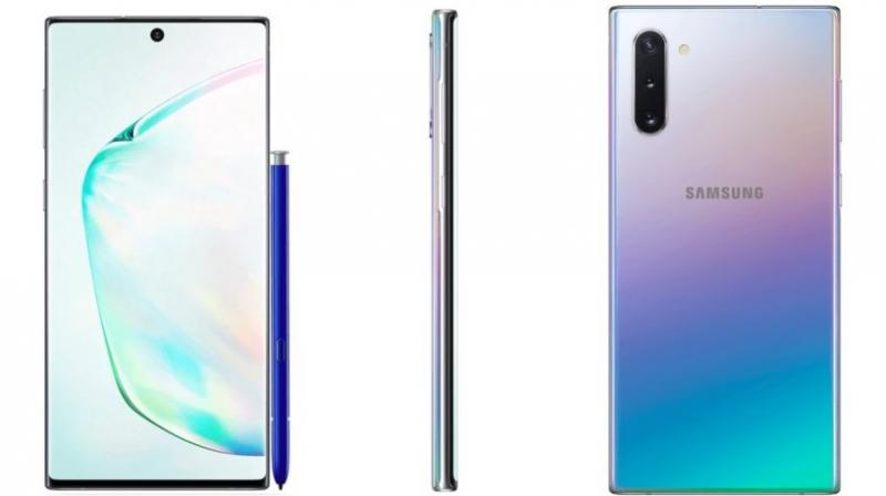 With the Galaxy Note 10, you can expect there to be some major design changes. The main feature here is the redesigned triple-camera setup on the rear.