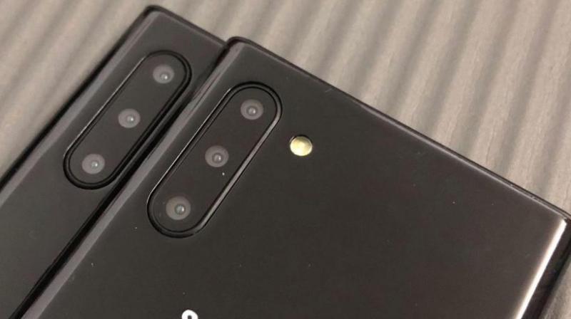 New Galaxy Note 10 hands-on shows off Samsungâ€™s greatest from every angle