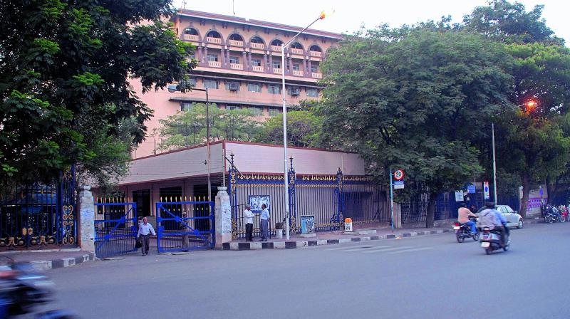 Telangana gets vacant AP buildings