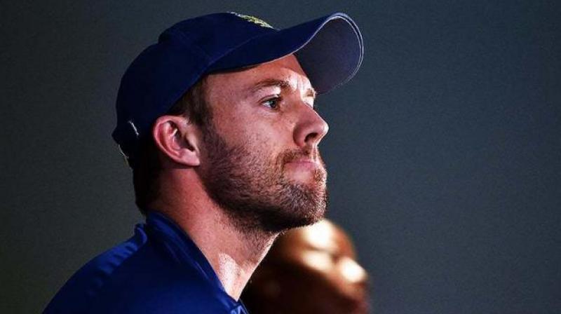 Cricket South Africa and Lorgat are confident that de Villiers would be available for the Test series in England this summer. (Photo: AFP)
