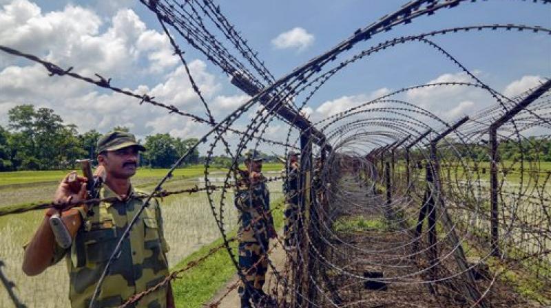 Two Pakistani troopers were killed by the Indian Army in response to ceasefire violations along the LoC in Tangdhar sector of Jammu and Kashmir. (Representational Image | PTI)