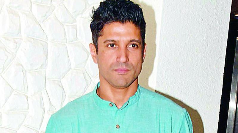 Farhan Akhtar asks Bhopal to vote a week after polling
