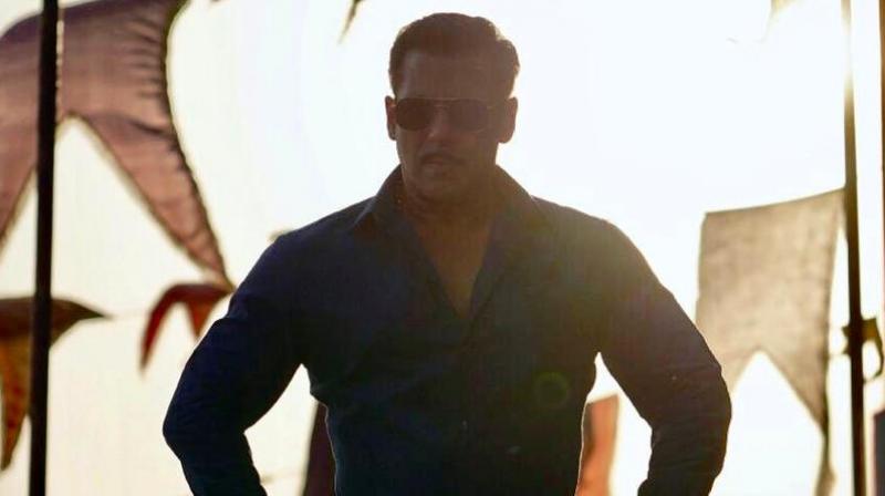 Dabangg 3: Salman Khan wraps Maheshwar schedule, treats fans with new still