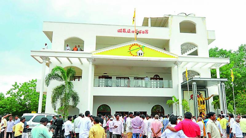 YSRC sets sight on legality of TD party office in Guntur