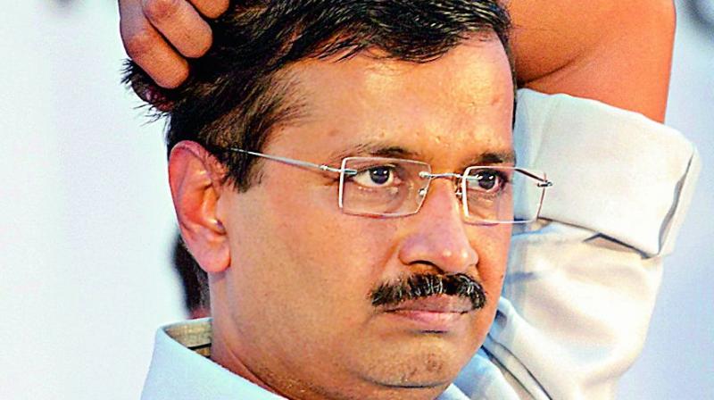 Kejriwal blames several instances of faulty EVMs in polls in Goa