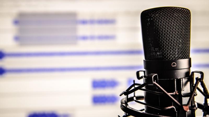 This app lets you deepfake your voice for podcasting
