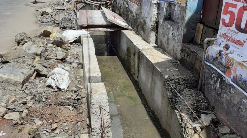 Thiruvananthpuram: Slow pace of drainage work riles shopkeepers