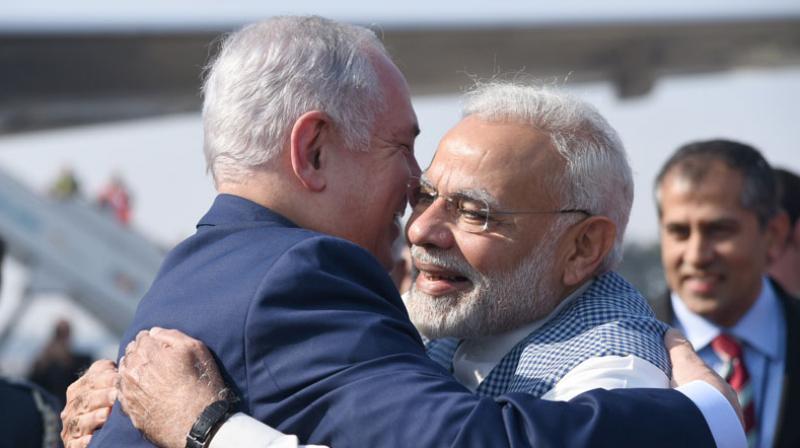 The Congress tweet came hours after Prime Minister Narendra Modi (R) received Israeli PM Benjamin Netanyahu (L) at the airport, setting aside protocol, and hugged him as he deplaned the aircraft. (Photo: pmindia.gov.in)