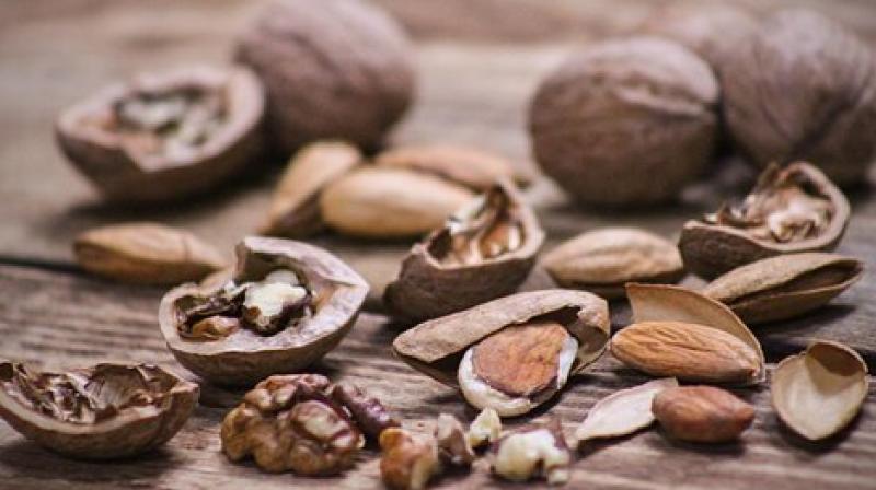 Those who regularly consumed at least two, one-ounce servings of nuts each week demonstrated a 42% improvement in disease-free survival. (Photo: Pixabay)