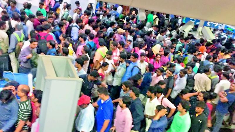 Huge crowd at Hyderabad metro