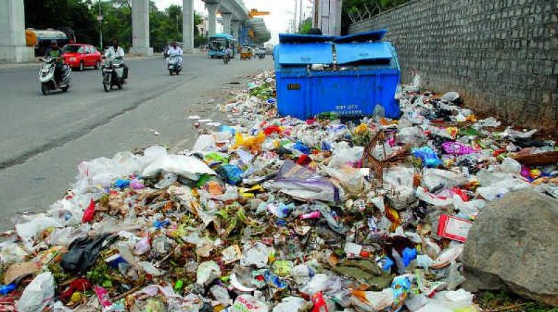 The bench questioned whether the officials in the agencies had a heart as they were not doing their job despite the fact that even people close to them were suffering from the effects of lack of cleanliness. (Photo: Representational Image)