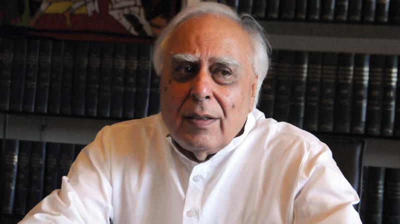 \Kya gazab ka trailer hai\: Kapil Sibal mocks PM over \picture abhi baki hai\ remark