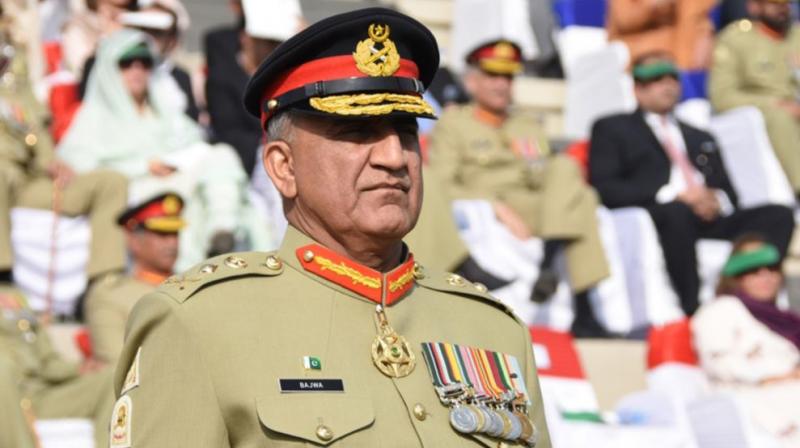 ICC CWC\19: Pakistan Army Chief shows up during South Africa clash