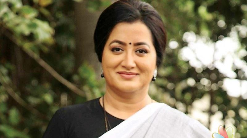 Mandya Congress leader expelled for backing Sumalatha Ambareesh