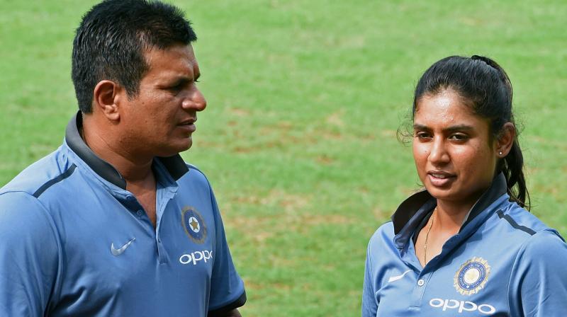Mithali Raj, seen with coach Tushar Arothepointed out that the Indian women do not receive the same amount of publicity as compared to their male counterparts in a cricket-crazy nation like India.(Photo: AP)