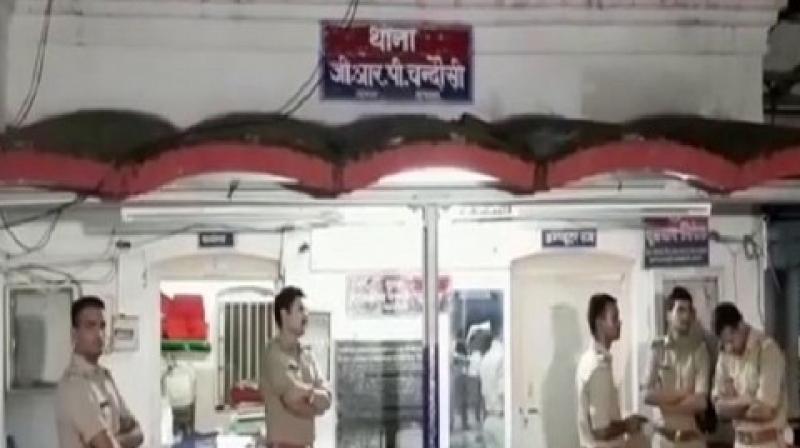 UP: Railway police personnel loot Rs 50,000 from businessman