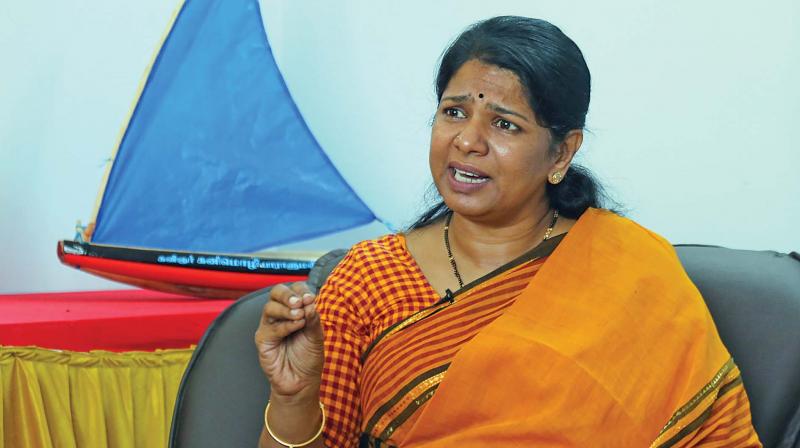 Income Tax sleuths search Kanimozhiâ€™s house, find nothing