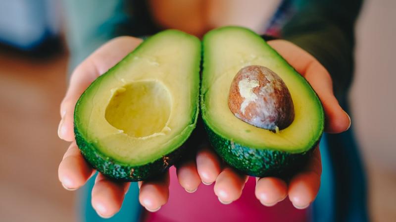 Lutein which is found in avocados, is a pigment commonly found in fruits and vegetables that accumulates in the blood, eye and brain and may act as an anti-inflammatory agent and antioxidant. (Photo: Pixabay)