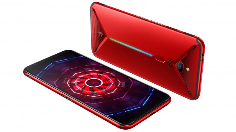 Nubia Red Magic 3 packs a 6.65-inch AMOLED screen, double super linear speaker, and 8K video recording support.