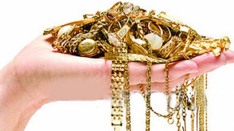 Rajahmundry: Burglar arrested, 4kg gold seized