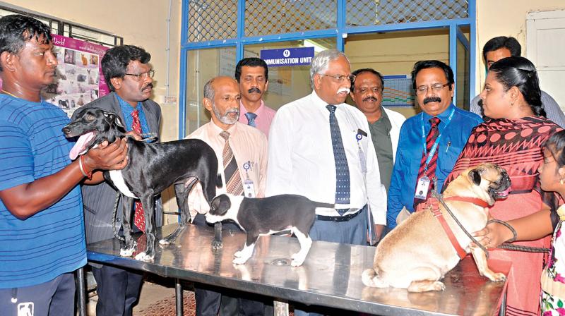 Dr C. Balachanran, vice-chancellor, Tanuvas, and Animal Science University,  discusses with pet owners during the Pet Parents Meet 2018 held at Madras Veterinary College on Wednesday. (Photo: DC)