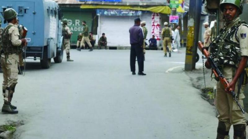 Netas, rebels leave Kashmiris in lurch