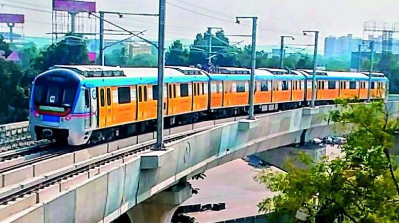 The land exchange issue between the SCB and Hyderabad Metro Rail that had arisen following construction of piers and interchange station at Parade Ground is likely to be sorted out.