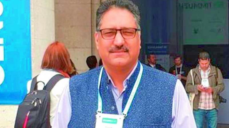 Veteran journalist and Rising Kashmir editor Shujaat Bukhari was shot dead by terrorists in Srinagar.