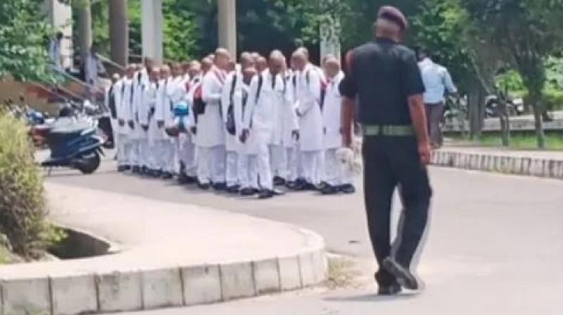 Over 100 UP medical college students forced to shave head, salute seniors