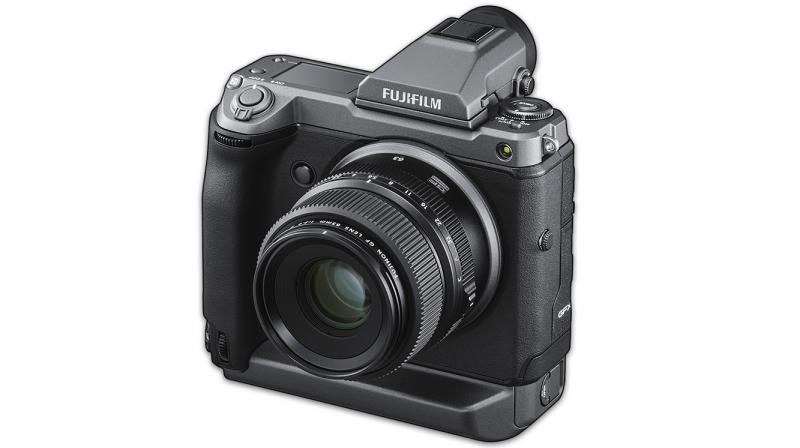 Worldâ€™s first mirrorless camera with 102MP resolution is here
