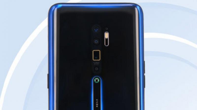 Oppo Reno 2 5G with periscope zoom lens appears on TENAA