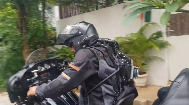 Bengaluru: Man designs â€˜ACâ€™ helmet for bike riders