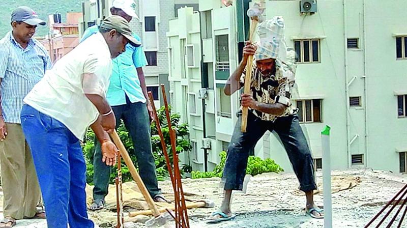 Civic body wakes up to illegal structures