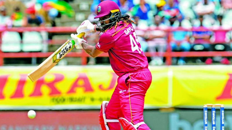 Rain halts Chris Gayleâ€™s bid to surpass Brian Lara