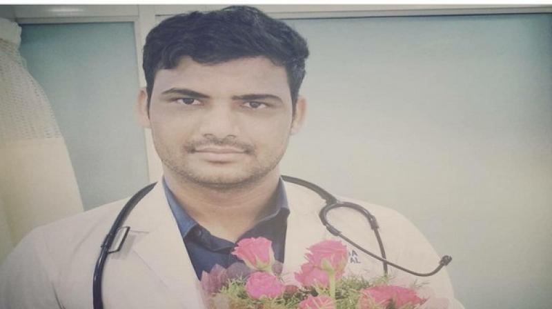 Hyderabad doctor dies in paragliding crash in Himachal