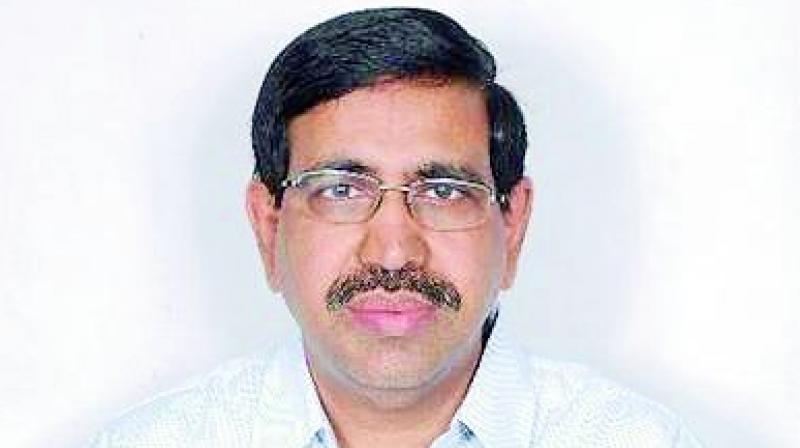 Nellore: Dentist Dr Anilkumar Yadav makes going hard for TD minister