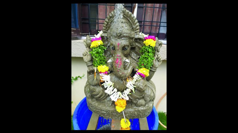 Hyderabad: Eco-friendly trends emerge in Ganesha idol immersion