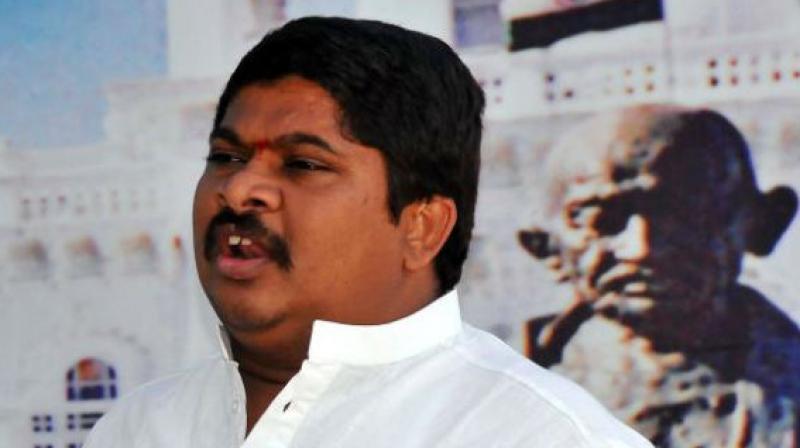 More suicides if TRS is voted to power: Ponnam Prabhakar